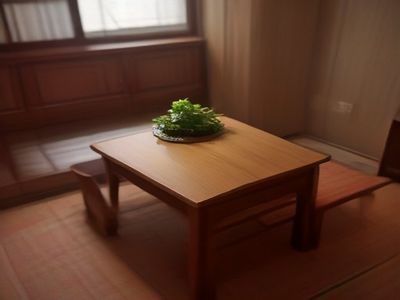 黑料不打烊主编林晓澜在宽敞的编辑室内审阅资讯稿件，面前摆放着多台显示器，神情专注而认真，背景是整齐排列的书架
